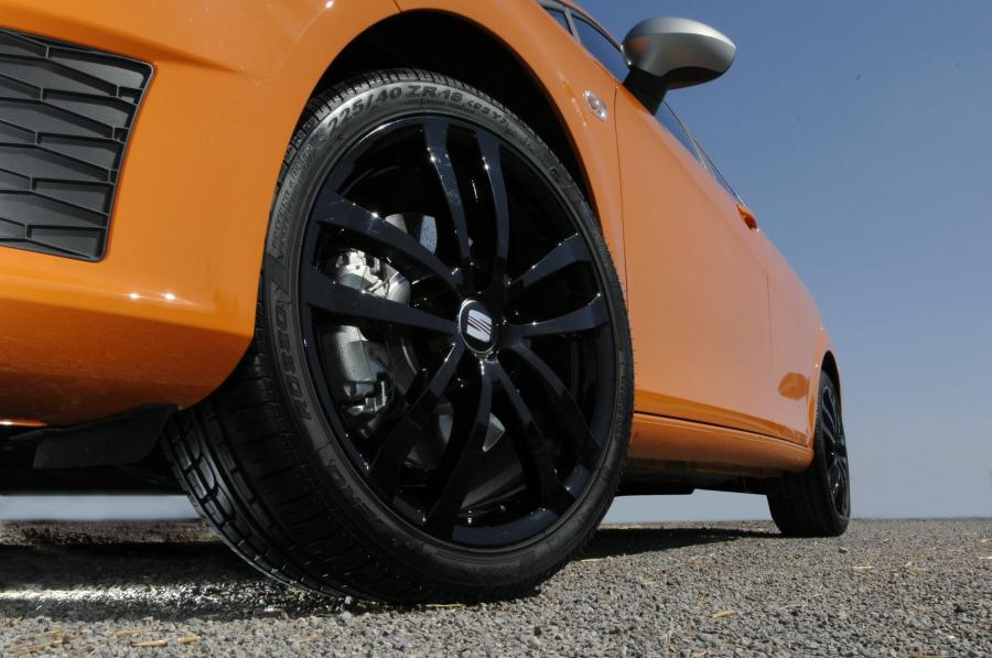  Seat Leon FR 2009 года  (фото 25 из 42)